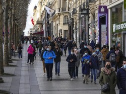 Prancis Akan Batalkan Syarat Tes Negatif Covid-19 Bagi Para Pelancong