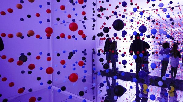 Asyik Banget, Foto dan Berenang di Museum Balon di Roma