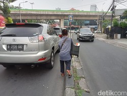 Hal yang Bikin Halil Semangat Kerja Keras Meski Tangan-Kaki Tak Sempurna