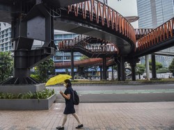 Rupa-rupa Tanggapan Warga Soal JPO Kapal Pinisi Sudirman