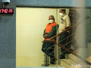 Tersingkap Modus Sumbangan Masjid di Balik Kasus Suap Walkot Bekasi Tersingkap Modus Sumbangan Masjid di Balik Kasus Suap Walkot Bekasi