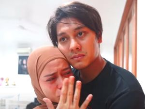 Terlahir Prematur, Anak Lesti Kejora dan Rizky Billar Dililit Kain Terlahir Prematur, Anak Lesti Kejora dan Rizky Billar Dililit Kain