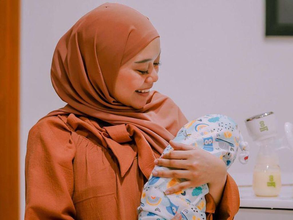 Lesti Kejora Nangis Terus Ceritakan Baby L Lesti Kejora Nangis Terus Ceritakan Baby L