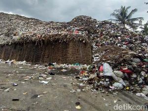 Ngeri Lur! TPA Sampah Magelang Overload