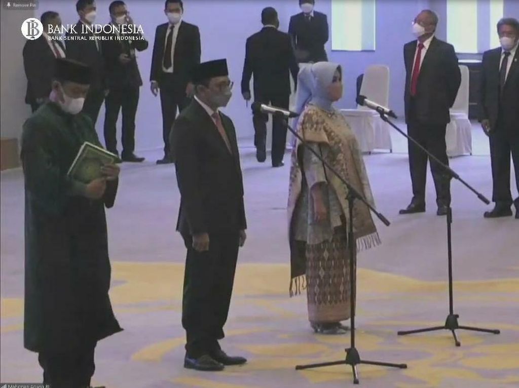 Sah Juda Agung dan Aida S Budiman Jadi Deputi Gubernur BI Sah Juda Agung dan Aida S Budiman Jadi Deputi Gubernur BI
