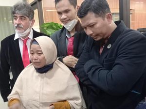 Testimoni Salah Satu Penggugat Yusuf Mansur: Saya Sakit Hati Testimoni Salah Satu Penggugat Yusuf Mansur: Saya Sakit Hati