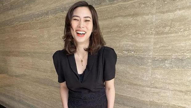 Anya Dwinov aktris hits era 90-an membuat pengakuan mengejutkan tak ingin memiliki anak. Yuk intip potret terbarunya!