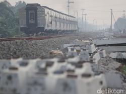 Pemotor di Padang Tewas Tertabrak Kereta Api Saat Hendak Pulang