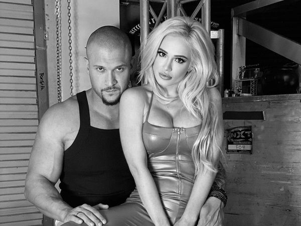 Foto: Scarlett Bordeaux, Dulu Main Gulat Kini Jualan Foto Syur