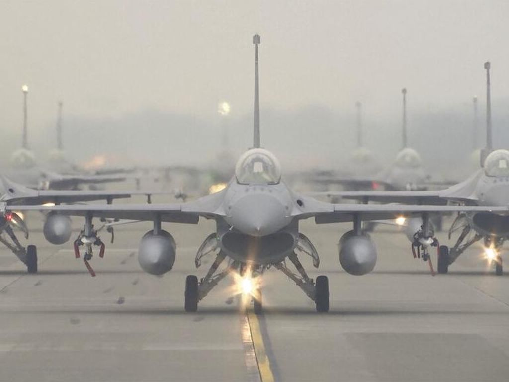 Jet Tempur F-16V Hilang dari Radar, Taiwan Luncurkan Misi Pencarian