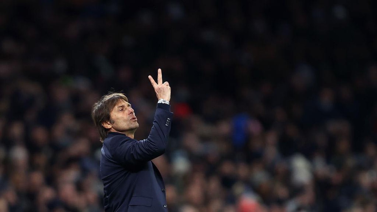 Antonio Conte menyebut bursa transfer Januari bukan solusi untuk masalah Tottenham Hotspur (Foto: Getty Images/Julian Finney)