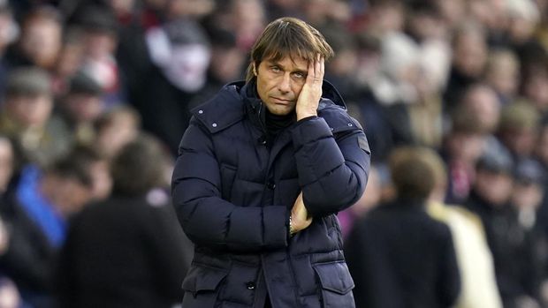 Tottenham Hotspur manager Antonio Conte reacts during the English Premier League soccer match between Southampton and Tottenham Hotspur, at St. Mary's Stadium, Southampton, England, Tuesday, Dec. 28, 2021. (Andrew Matthews/PA via AP)
