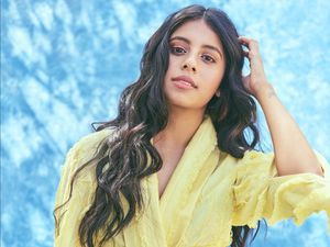 8 Potret Dishani Chakraborty, Dulu Bayi yang Dibuang Kini Selebgram Cantik