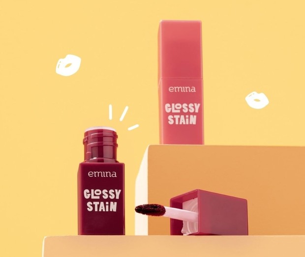 Emina Glossy Stain/Foto: Instagram.com/eminacosmetics Lipstik mini yang mudah di bawa kemana-mana