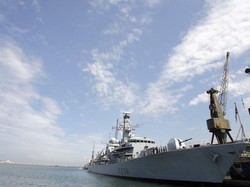 Kapal Selam Rusia Tabrak Kapal Perang Inggris, Saudi Marah ke Hizbullah