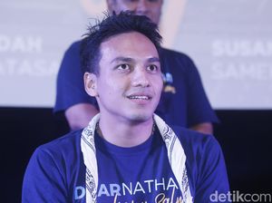 Heboh Foto Jefri Nichol Diduga Ciuman dengan Cowok Heboh Foto Jefri Nichol Diduga Ciuman dengan Cowok