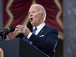 Biden Larang Kapal Rusia Masuk Pelabuhan AS!