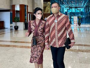 Raul Lemos Temani Krisdayanti Ngantor di DPR Raul Lemos Temani Krisdayanti Ngantor di DPR