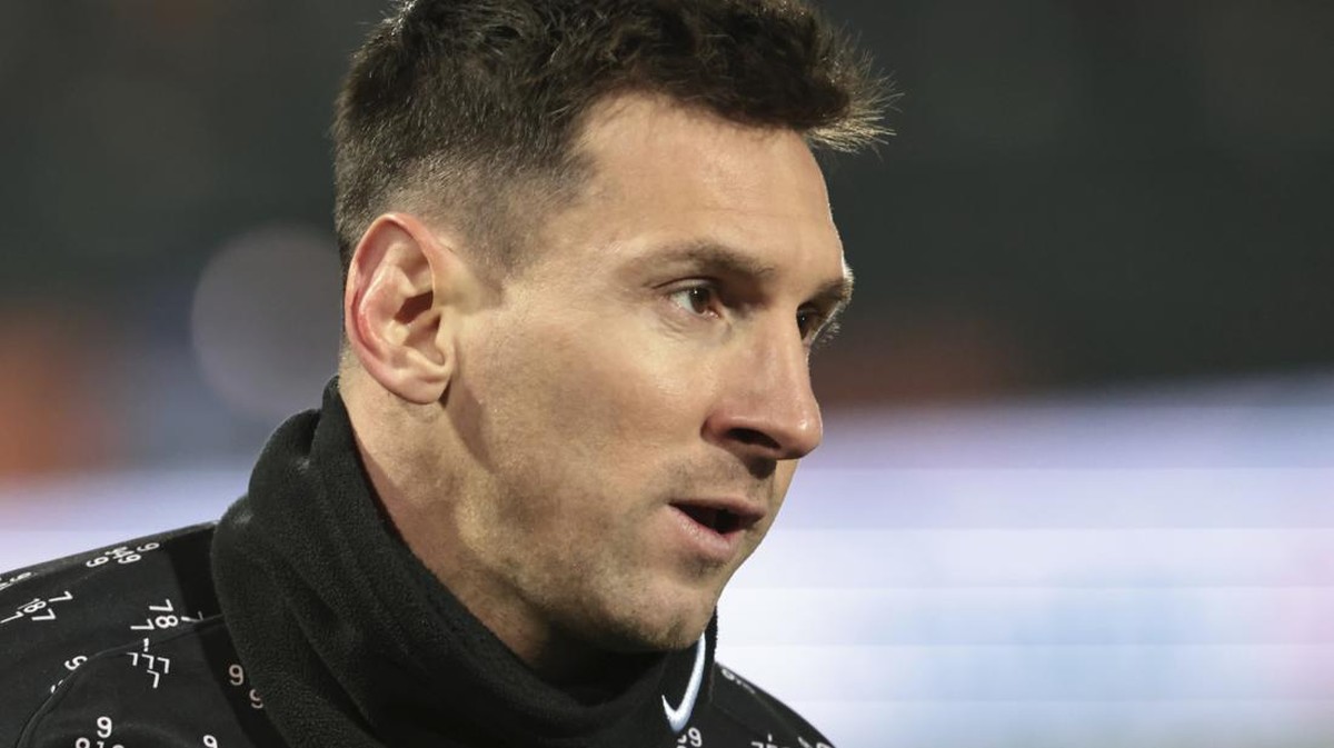 Lionel Messi masih absen membela PSG di Ligue 1 akhir pekan ini. (Foto: Jeremias Gonzalez/AP)