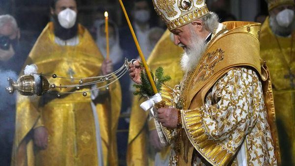 Melihat Misa Natal yang Dirayakan 7 Januari