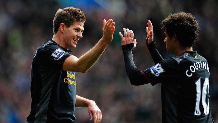 BIRMINGHAM, ENGLAND - MARCH 31:  Liverpool captain Steven Gerrard (l) celebrates after scoring the second Liverpool goal with Philippe Coutinho during the Barclays Premier League match between Aston Villa and Liverpool at Villa Park on March 31, 2013 in Birmingham, England.  (Photo by Stu Forster/Getty Images)