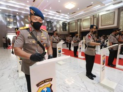 4 Pejabat Utama dan 5 Kapolres di Jajaran Polda Jatim Resmi Berganti