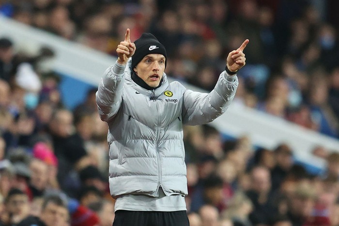 BIRMINGHAM, ENGLAND - DECEMBER 26: Thomas Tuchel, Manager of Chelsea gestures during the Premier League match between Aston Villa and Chelsea at Villa Park on December 26, 2021 in Birmingham, England. (Photo by Catherine Ivill/Getty Images)