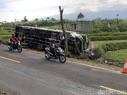 2 Truk Adu Banteng di Jalan Wonosobo-Temanggung, 2 Orang Tewas