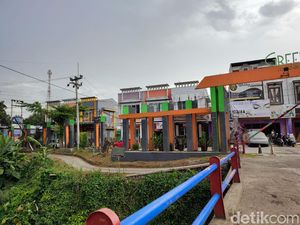 Foto Lokasi Ibu-ibu Terperosok Kali Pitara Depok, Tak Ada Pembatas