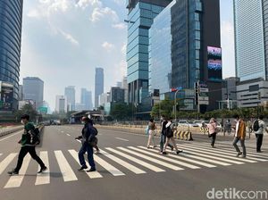 COVID-19 DKI Selalu Tinggi, Pakar Imunologi Ungkap Kemungkinannya COVID-19 DKI Selalu Tinggi, Pakar Imunologi Ungkap Kemungkinannya