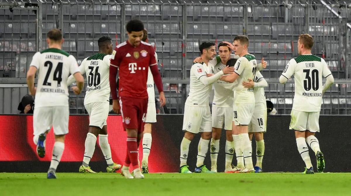Bayern Munich kalah 1-2 dari Borussia Moenchengladbach (Foto: Getty Images/Sebastian Widmann)