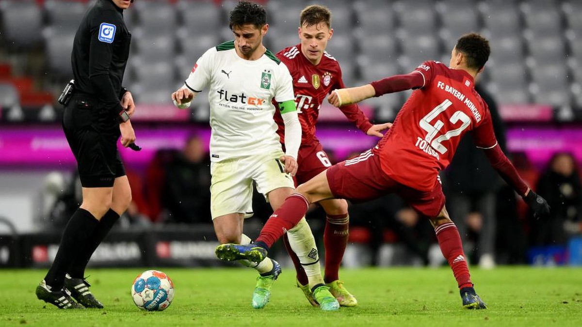Borussia Moenchengladbach kryptone untuk Bayern Munich (Foto: Getty Images/Sebastian Widmann)