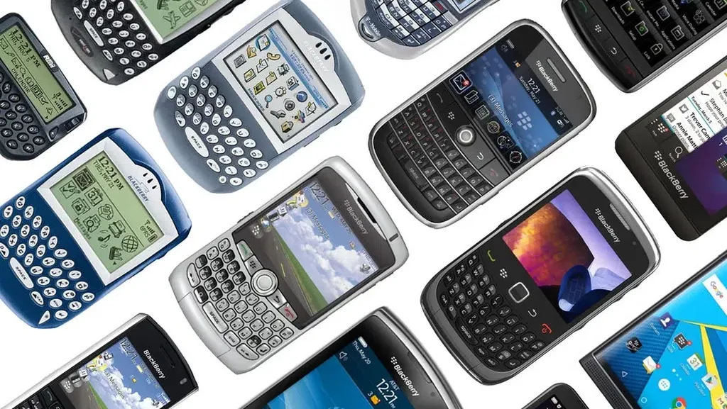 15 HP BlackBerry Terpopuler di Indonesia, Pernah Pakai yang Mana?