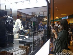 Jakarta Punya Lho Robot Barista, Penasaran?