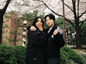 Jisoo BLACKPINK Kenang Kebersamaan dengan Kim Mi Soo di Snowdrop