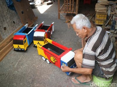 Miris, Perajin Miniatur Truk di Kudus 2 Tahun Tidak Bisa Jualan