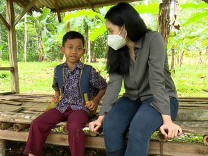Kisah Sedih Siswa SD Pernah Mogok Sekolah Gegara Diledek soal Sepatu Kisah Sedih Siswa SD Pernah Mogok Sekolah Gegara Diledek soal Sepatu