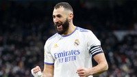 Benzema sejatinya lagi jadi mesin gol Real Madrid. Bisakah di awal bulan Februari nanti, Benzema cepat pulih dan main lagi? (Getty Images)