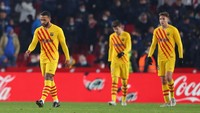 Barcelona masih tertahan di papan tengah Liga Spanyol, tepatnya sementara di peringkat keenam (Getty Images)