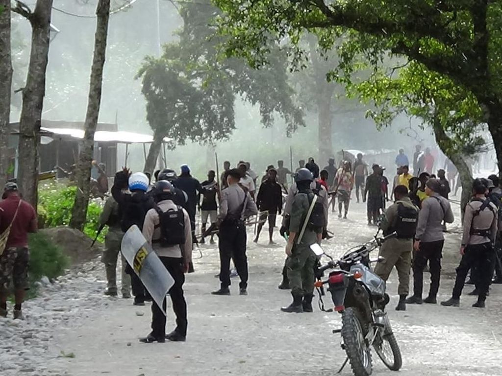 Petaka Bentrok Antarwarga di Papua Berujung Jatuh Korban Jiwa