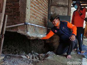Bibir Bengawan Solo Ambles, Sekolah dan Rumah Terancam Ambruk