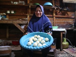 Menikmati Getuk Nyimut yang Empuk Renyah dan Murah di Lereng Muria