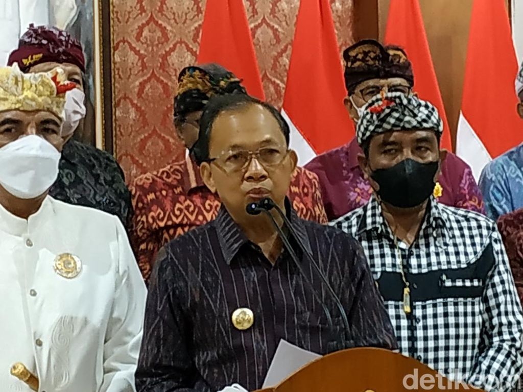 Gubernur Bali Respons Keluhan Persebaya Ruang Ganti Stadion Sempit