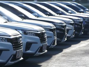 Gantikan Mobilio, Honda BR-V Jadi Armada Taksi Blue Bird Gantikan Mobilio, Honda BR-V Jadi Armada Taksi Blue Bird