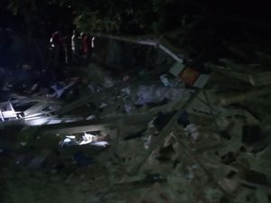 Ledakan Maut di Pandeglang Terdengar 10 Km, Polisi: Sumber dari Dapur Rumah Ledakan Maut di Pandeglang Terdengar 10 Km, Polisi: Sumber dari Dapur Rumah