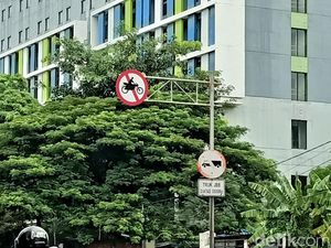 Polisi Wanti-wanti Pemotor Tak Nekat Lintasi Flyover Pesing: Harap Sadar Polisi Wanti-wanti Pemotor Tak Nekat Lintasi Flyover Pesing: Harap Sadar