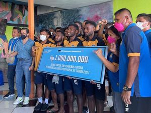 Freeport Belum Cairkan Bonus Rp 1 M, Tim Sepakbola Papua Kecewa!