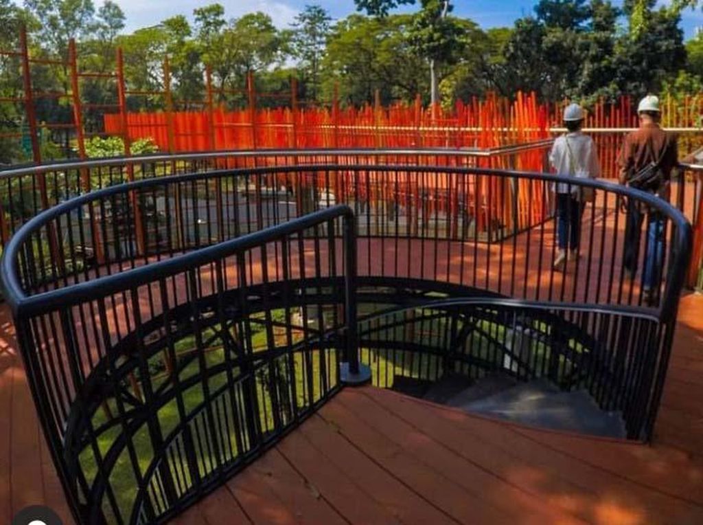 Tebet Eco Park Akan Diresmikan, DPRD DKI Keluhkan Bau Tak Sedap Tebet Eco Park Akan Diresmikan, DPRD DKI Keluhkan Bau Tak Sedap