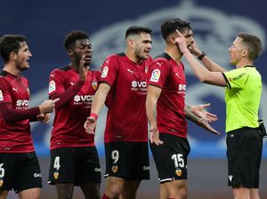 Drama Madrid Vs Valencia Berubah jadi Pique Vs Emery!