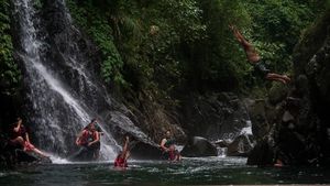 Wisata Black Canyon di Pekalongan... Pas buat Basah-basahan